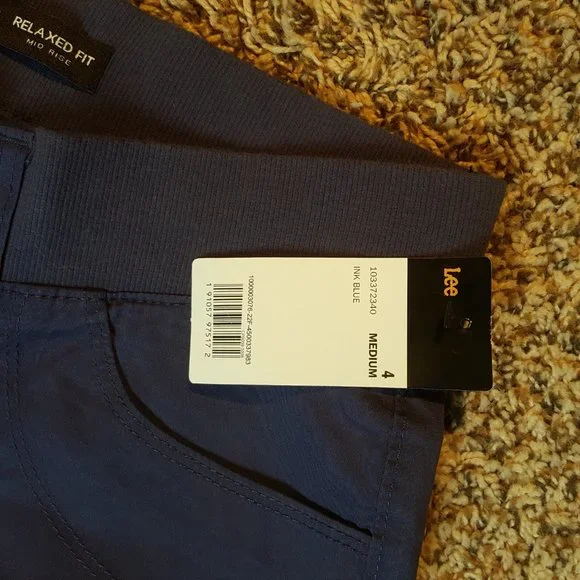 Navy Blue Cargo Capris- NWT - Picture 2 of 5